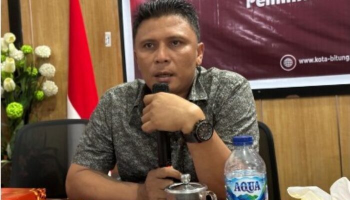 Gelar Rapat Pra Pleno, Frangky Takasihaeng Sampaikan Analisis Data Ganda KPU Bitung