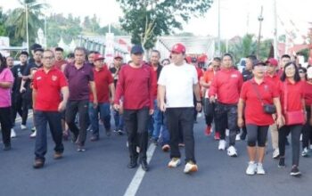 Jalan Sehat Bersama ASN dan Pelajar di Minsel, Wagub Kandouw Ingatkan Kualitas Pendidikan