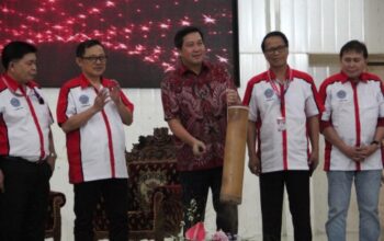 Wakil Gubernur Sulawesi Utara, Drs. Steven Kandouw, Hadiri Job Fair Unsrat 2024